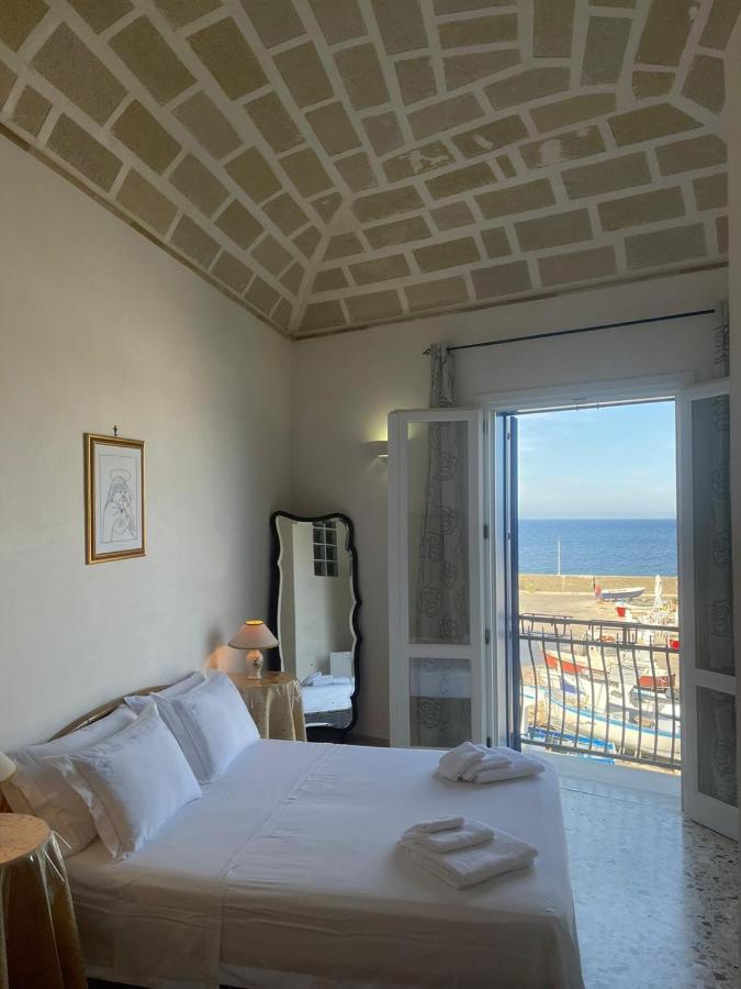 La Camera Sul Porto Hotel มาเรตติโม ภายนอก รูปภาพ